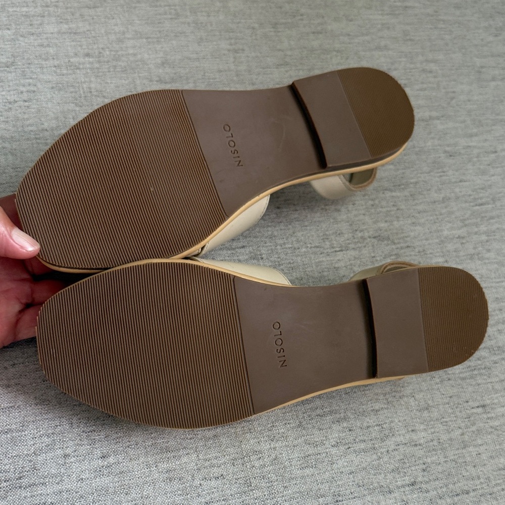 NWOT Nisolo Cream Women's Sandals - Picture 7 of 7